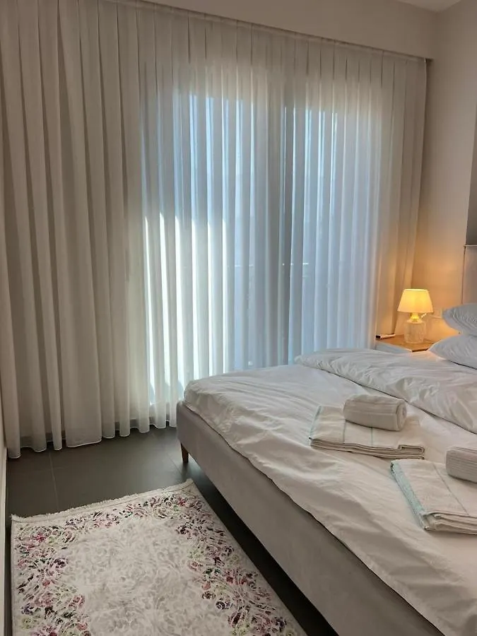 Mozart House - Spacious Luxury Apartment - Heart Of The City Tirana