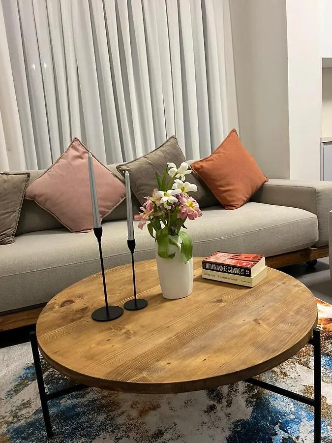 Mozart House - Spacious Luxury Apartment - Heart Of The City Tirana